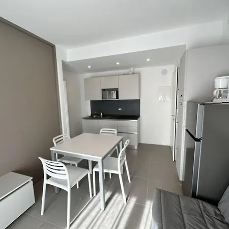 Apartamento Pool 400m From *